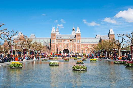 Rondvaart Koningsdag Amsterdam Boothuur