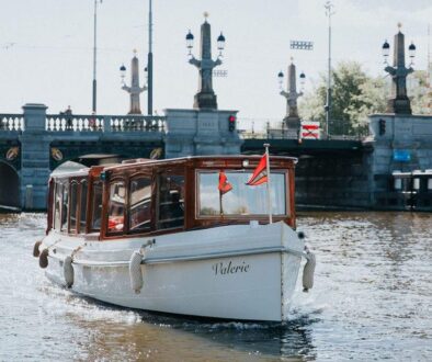 What’s included when you rent a boat with skipper